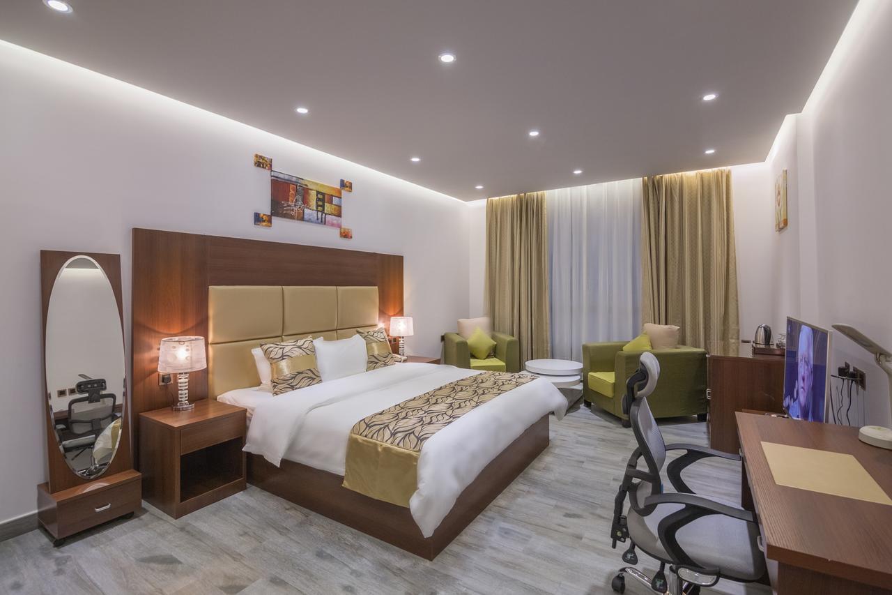 Rosalina Hotel Yanbu Bagian luar foto